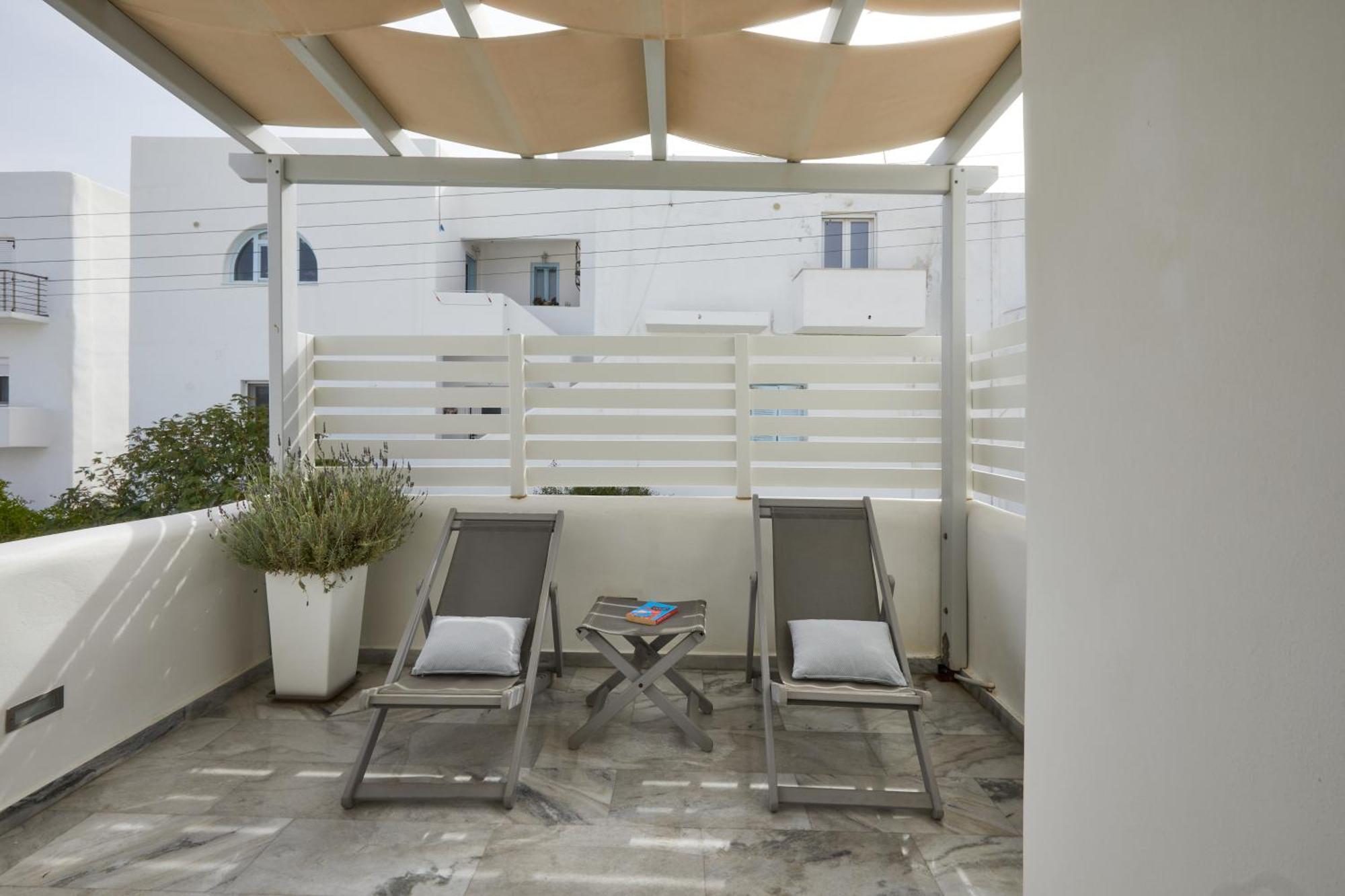 Romantica Suites Naousa Exterior foto