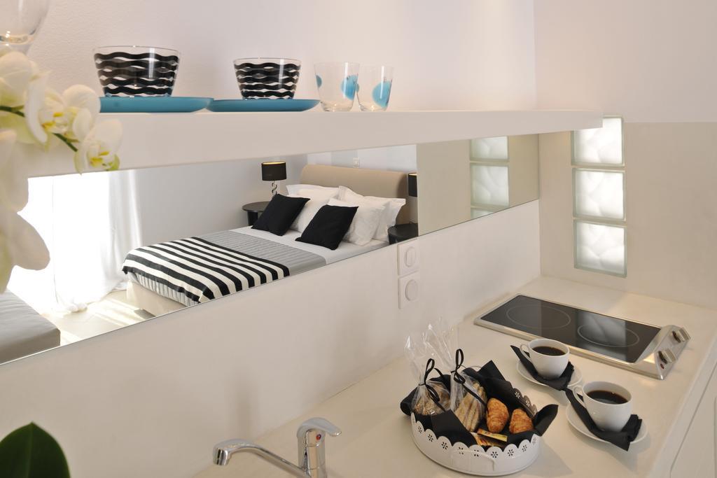 Romantica Suites Naousa Quarto foto